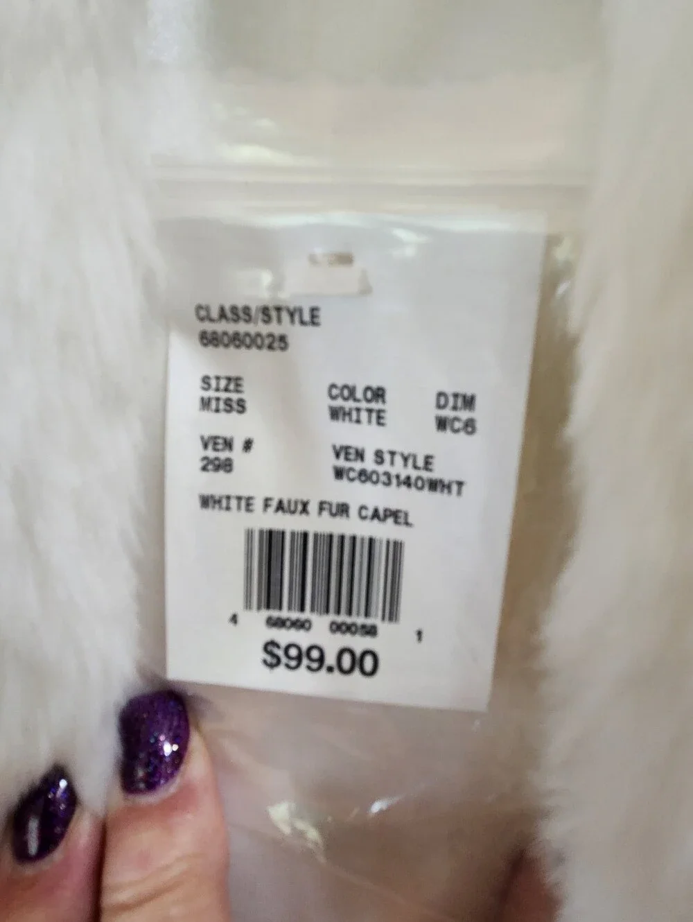 David's Bridal Fuax Fur Miss White Cape With Hook NWT - Picture 4 of 7
